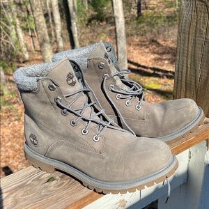 Timberland Womens Taupe Gray Lace-Up Insulated Boots